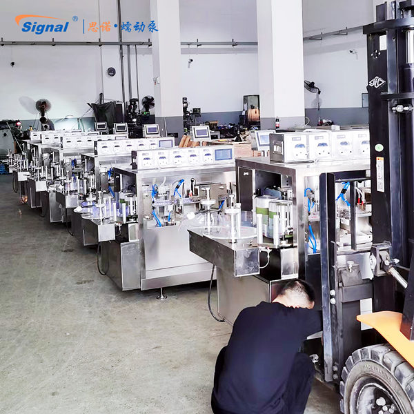 iPump2ZS-B+DG智能蠕動(dòng)泵使用現(xiàn)場